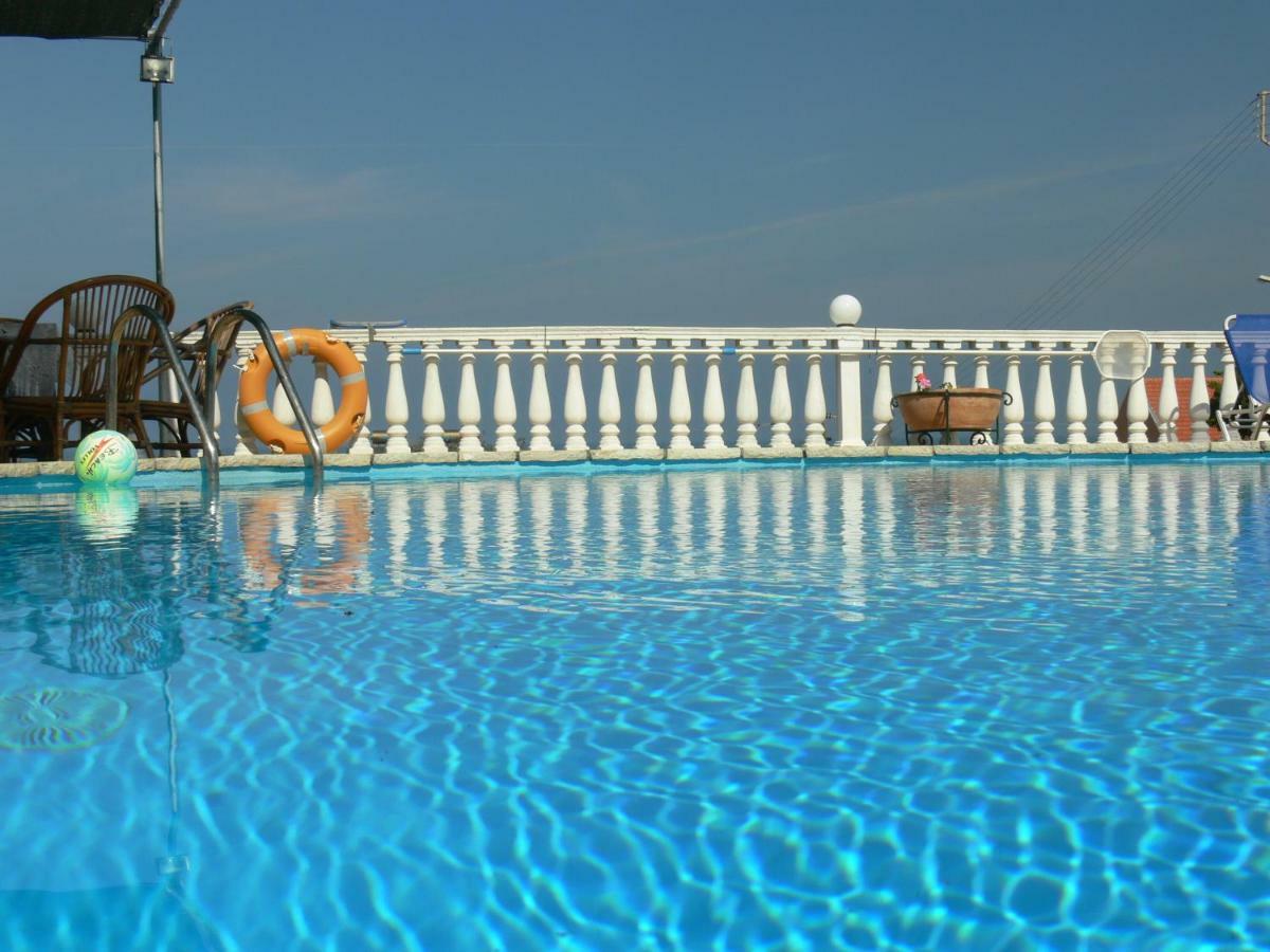 Angela Apartments Pool Gardens&Sea Views Agios Stefanos Avliotes  Buitenkant foto